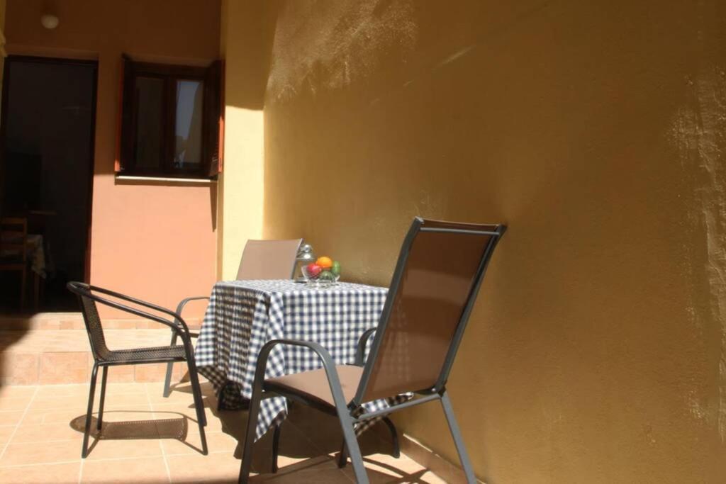 Apartamento Daphne'S House Families Only La Canea Exterior foto